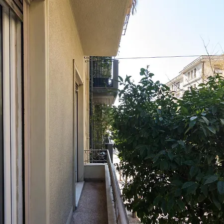 Classy Kolonaki With 2 Bedrooms Apartment *