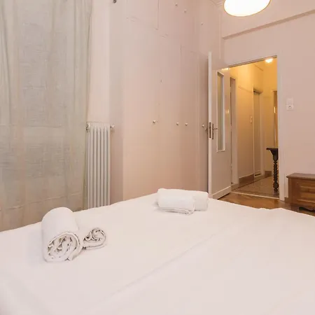 Apartment Classy Kolonaki With 2 Bedrooms *