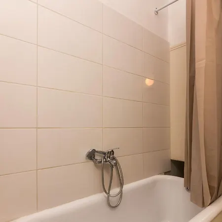 Apartment Classy Kolonaki With 2 Bedrooms Athens