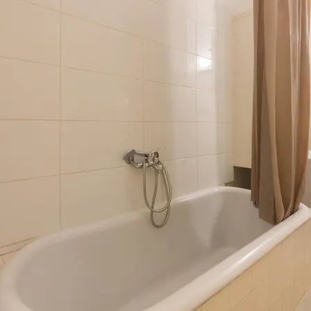 Classy Kolonaki With 2 Bedrooms * Athens